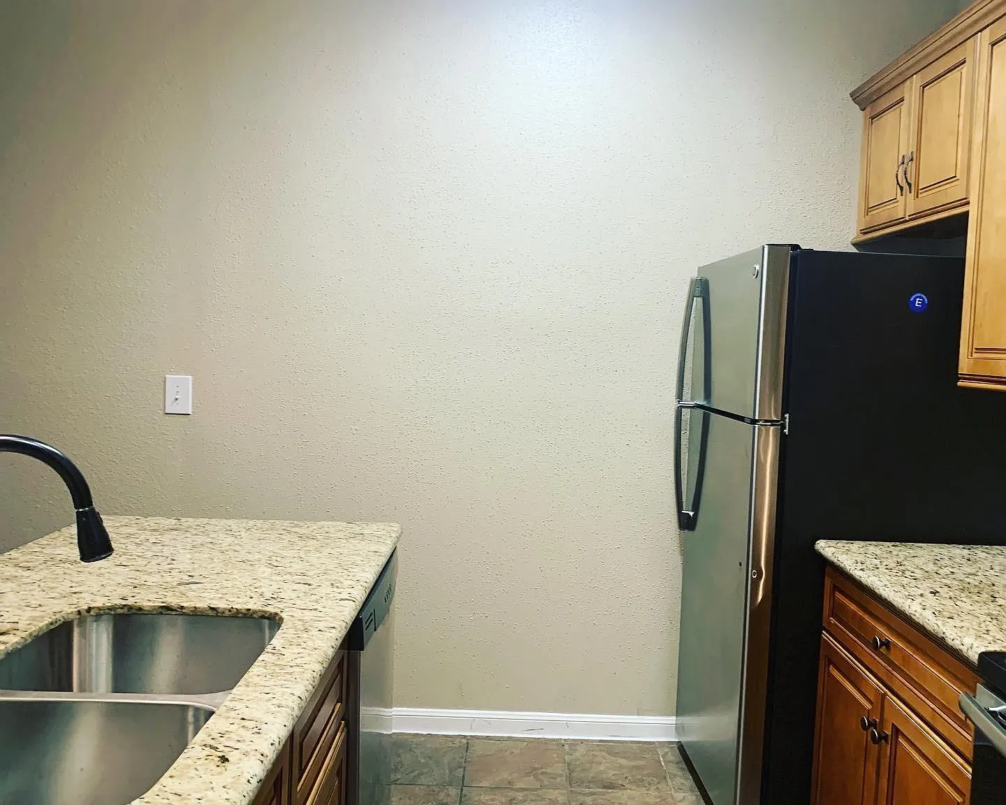 1 bed, 1.0 bath, 860 sqft, $1,250 — Photo 3