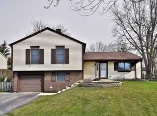 251 Polk Ct, Bartlett, IL