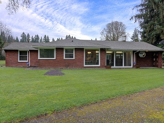 3rd image of 12121 NE Salmon Creek Ave