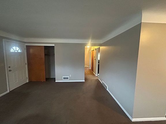 4th image of 5150 Chantilly Dr