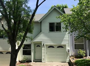 833 N Main St, Ashland, OR 97520