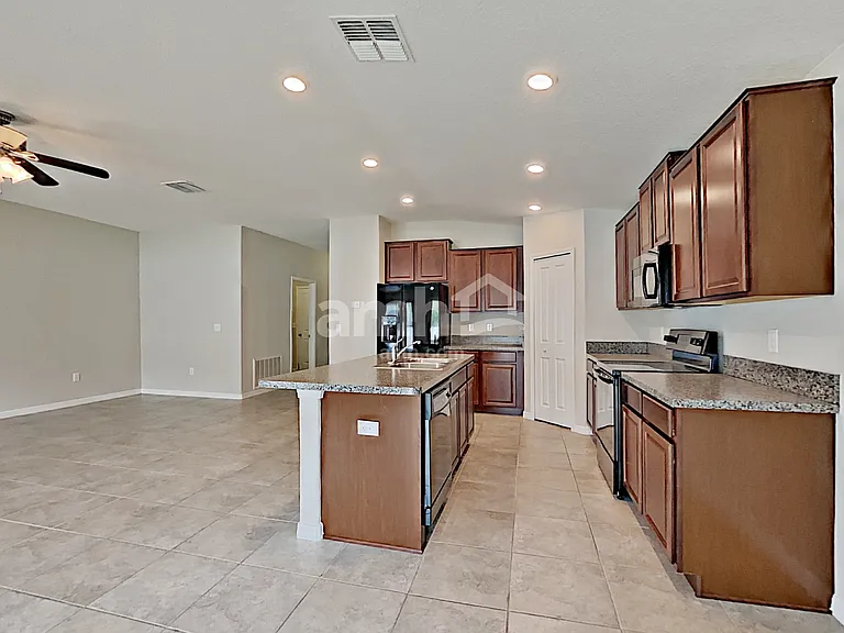 10132 Carloway Hills Dr — Photo 4