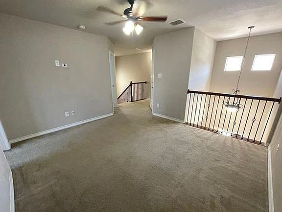 5th image of 3911 Woodbridge Way