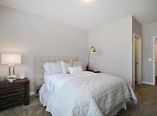 485 Stone Falls Dr SE #206, Ada, MI 49301