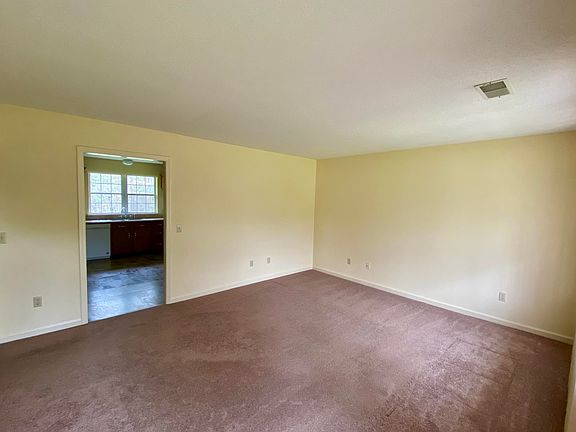 2nd image of 6424 Plantation Dr