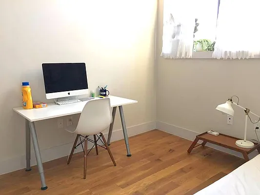 Rented by Manhattan Management LLC | media 15