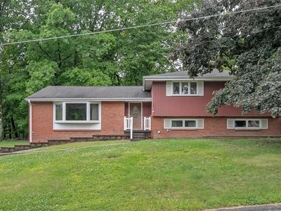 3450 Woodland Dr, Murrysville, PA, 15668
