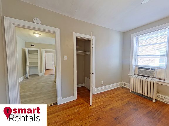 4th image of 4962 Lindenwood Ave #A