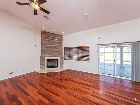 4th image of 16323 S Avenue 1e