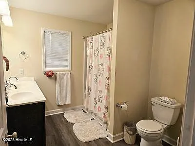 207 Sherwood Rd — Photo 11