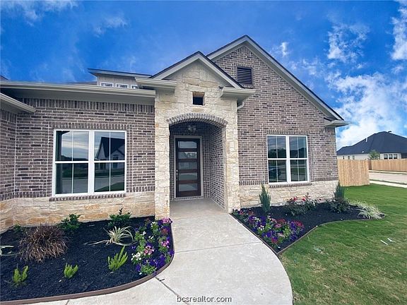 2nd image of 4237 Padova Cir