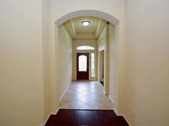 4th image of 13119 Orchard Green Dr