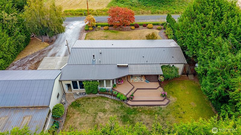 3rd image of 6947 Karber Road