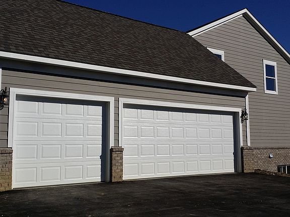 2nd image of 6154 Stonewood Dr