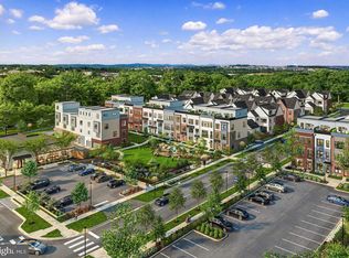 808 Hurley Ave #127, Rockville, MD 20850