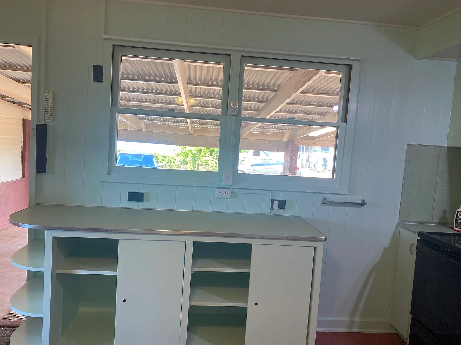 3 bed, 1200 sqft, $3,500 — Photo 4