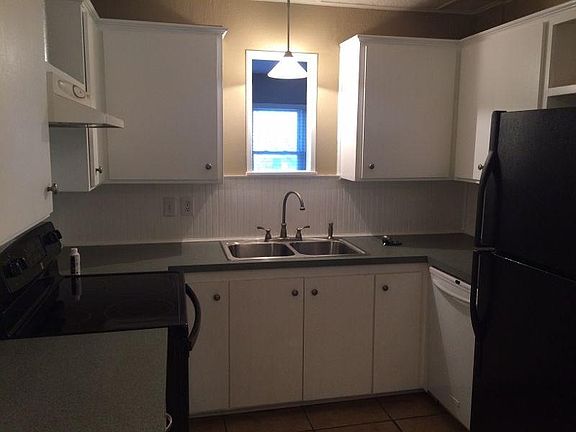 5th image of 1834 Dayton Dr