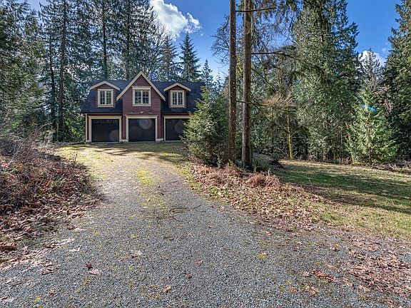 3rd image of 5028 Sumas Mountain Rd