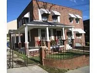 1704 Frankford St SE photo 1