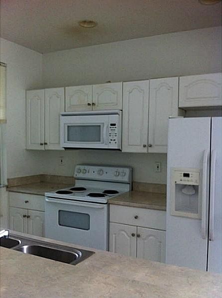 1st image of 1953 SW 60th Ter