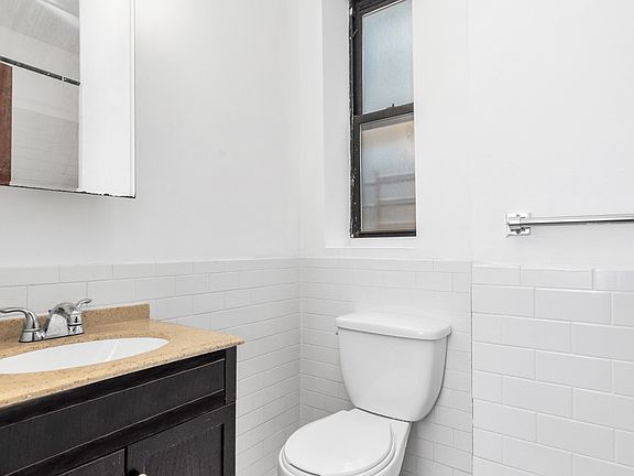 5th image of 252 Broome St APT 13