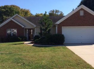 6110 Brookfield Pointe Dr, Charlotte, NC 28216