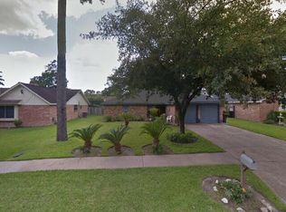 310 Maybrook Dr, Houston, TX 77015