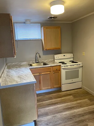 615 W Main St #1 Photo 1