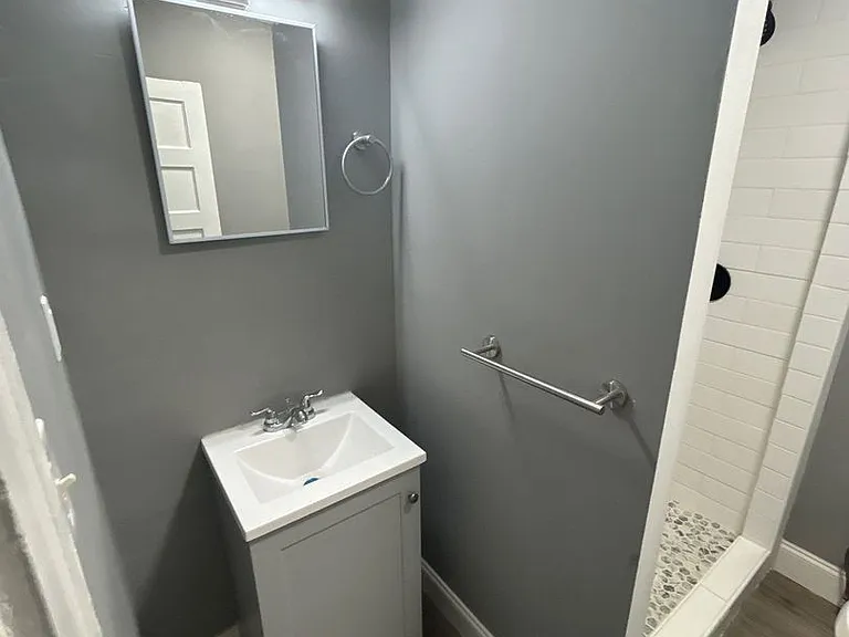 618 N Bouldin St #1 — Photo 8