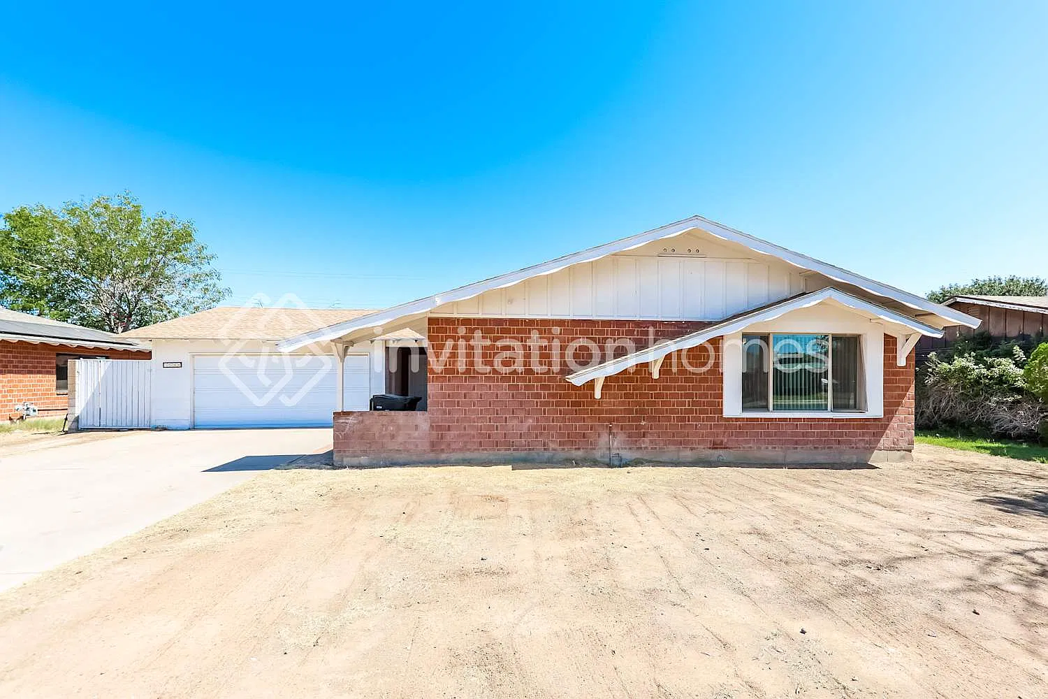 3544 W Tuckey Ln Phoenix, AZ 85019 — Photo 1