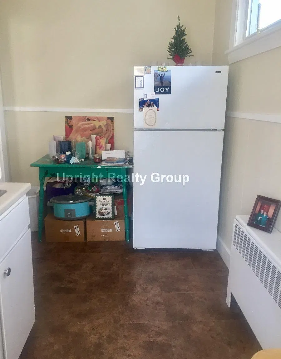 1 bed, 1.0 bath, 300 sqft, $1,975 — Photo 2