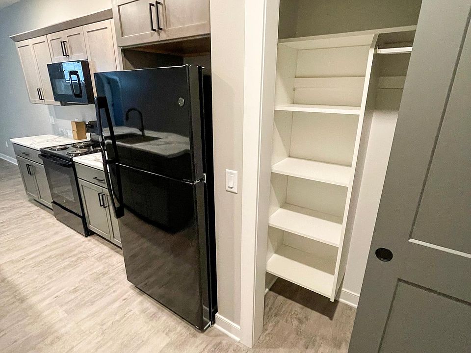 Entry closet/pantry
