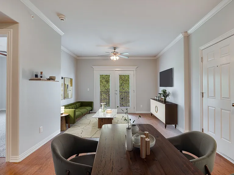 Bella Vista - 2 Bed / 1 Bath - 884 Sq.Ft.