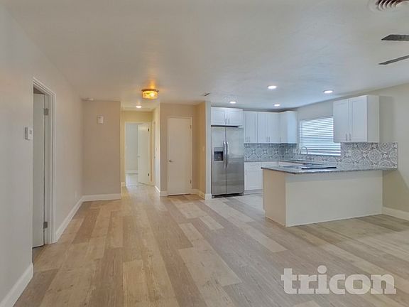 5th image of 3635 17th St N