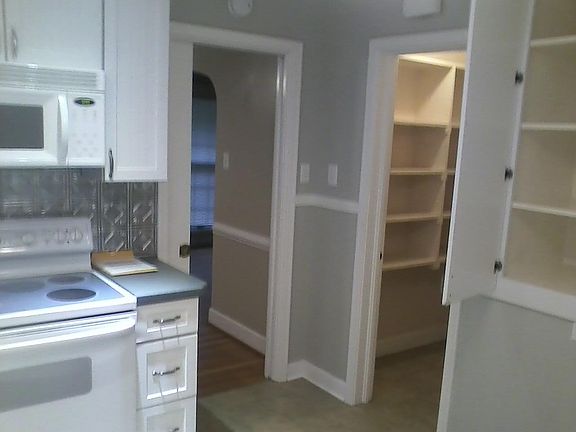 4th image of 508 Danray Dr