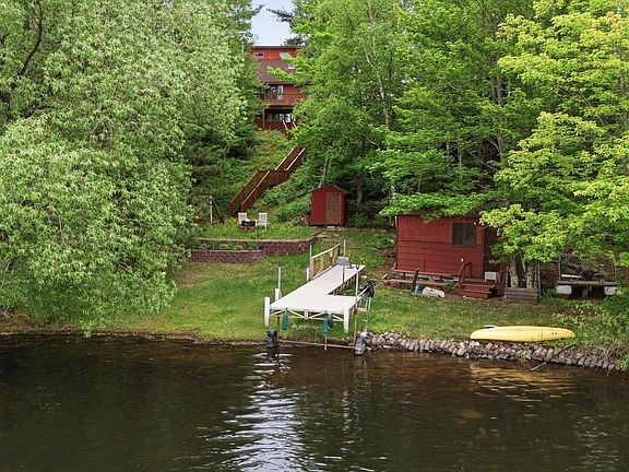 4th image of 4045 Long Lake Shores Rd