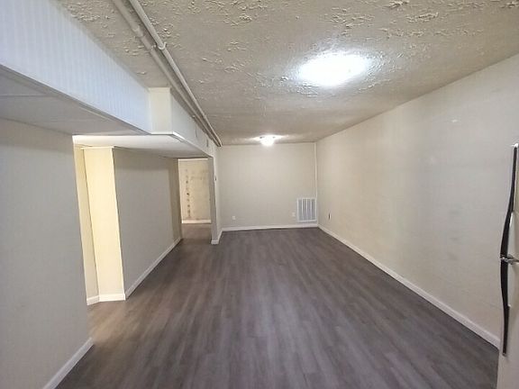 5th image of 3124 Knoxville Hwy #3122