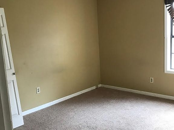 2nd image of 8521 Bridgewood Dr
