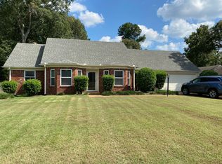 1552 Poplar Estates Pkwy, Germantown, TN 38138