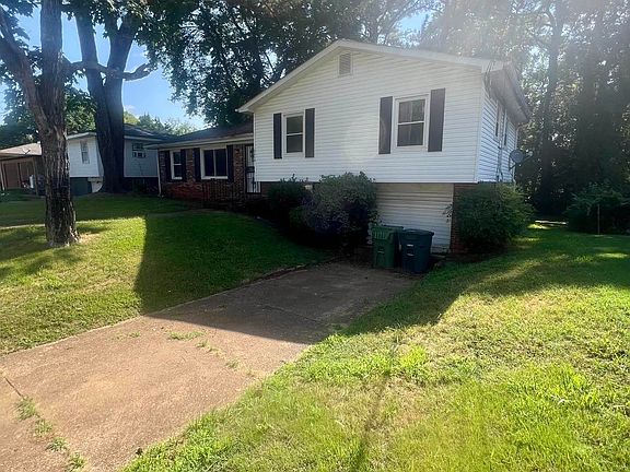 4th image of 2610 Rockwell Rd NW