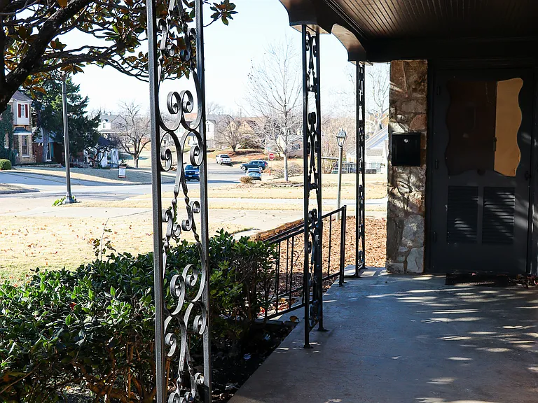 2605 Cummings Dr — Photo 37