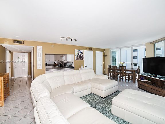 5th image of 18000 N Bay Rd APT 404