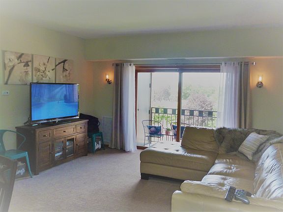 3rd image of 7410 W Lawrence Ave Unit 419
