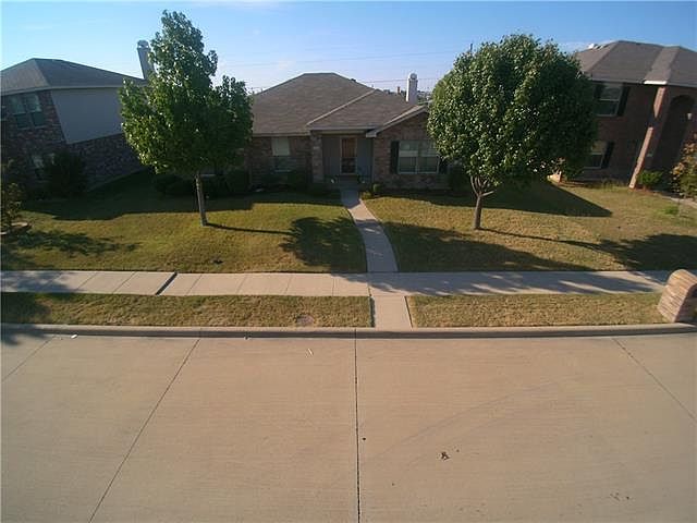 1st image of 1646 Hickory Creek Ln