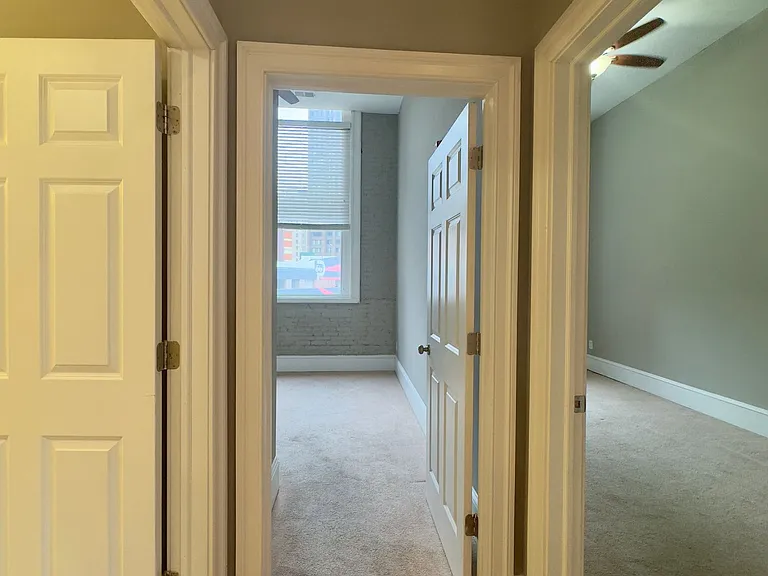 Apartment Units in Downtown, Baltimore, MD! — Photo 25