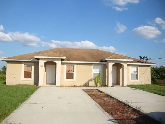 1141 Eisenhower Blvd — Photo 6