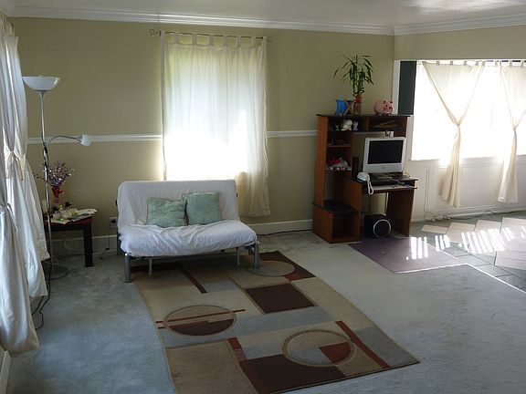 4th image of 1537 Marina Ct Unit A