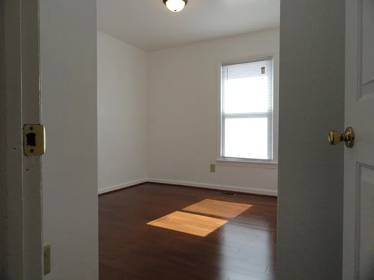 5634 Picadilly Ln — Photo 10