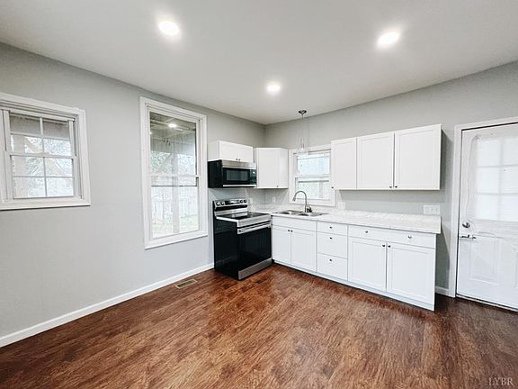 3rd image of 1417 Early St