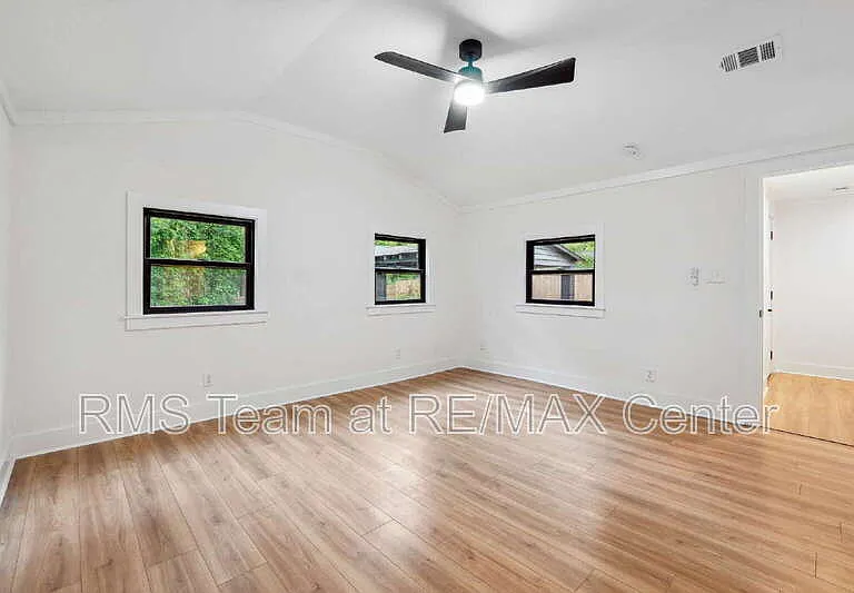 1448 Westboro Dr SW — Photo 14